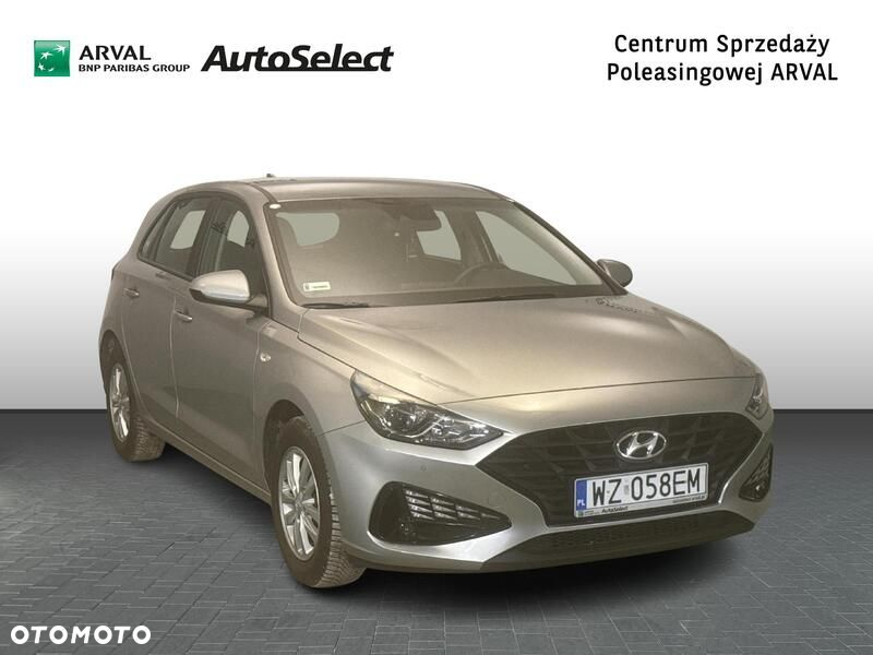 Hyundai i30 1.5 DPI Classic + - 8