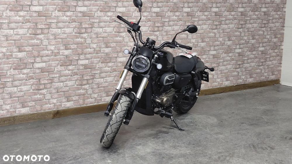 QJMOTOR SRV 125V - 2