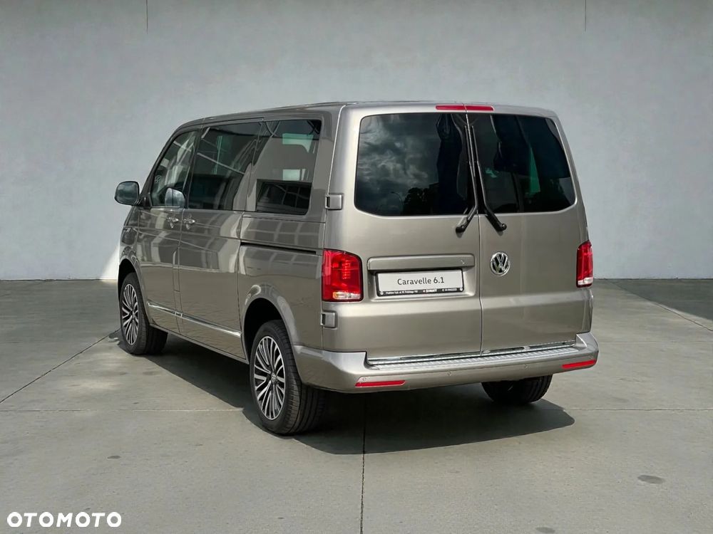 Volkswagen Caravelle - 4