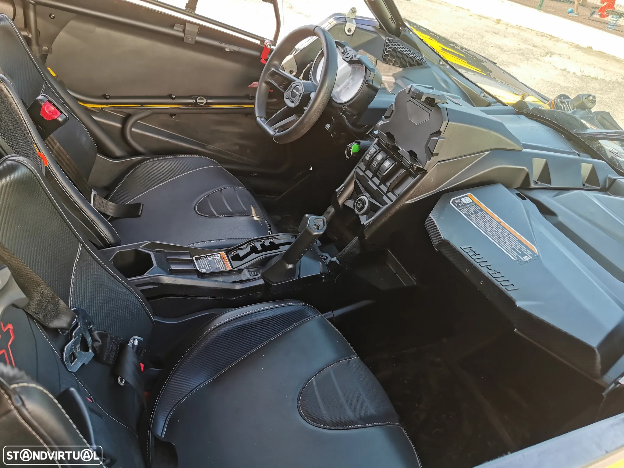 Bombardier CAN AM MAVERICK - 16