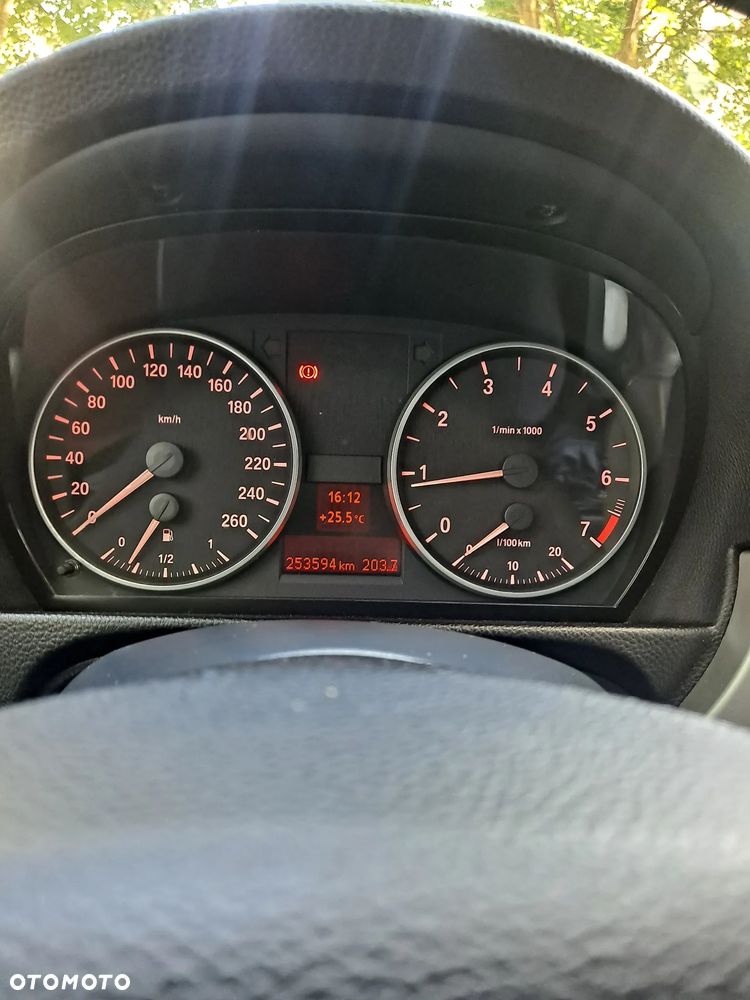 BMW Seria 3 - 11