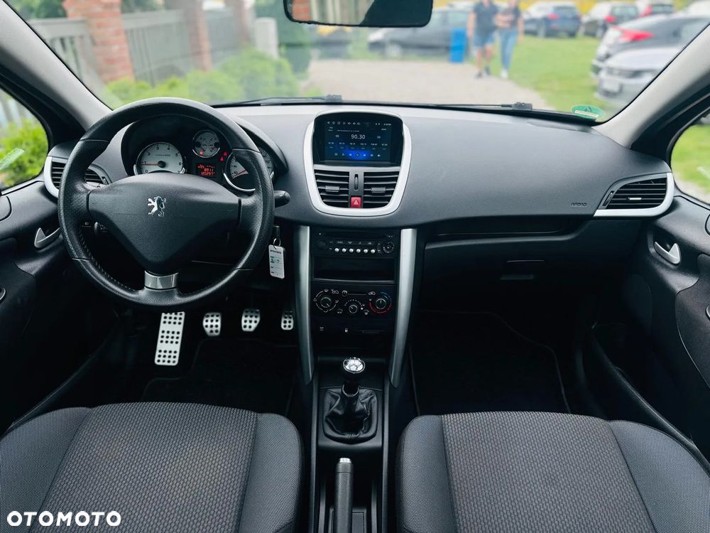 Peugeot 207 1.6 Premium - 26