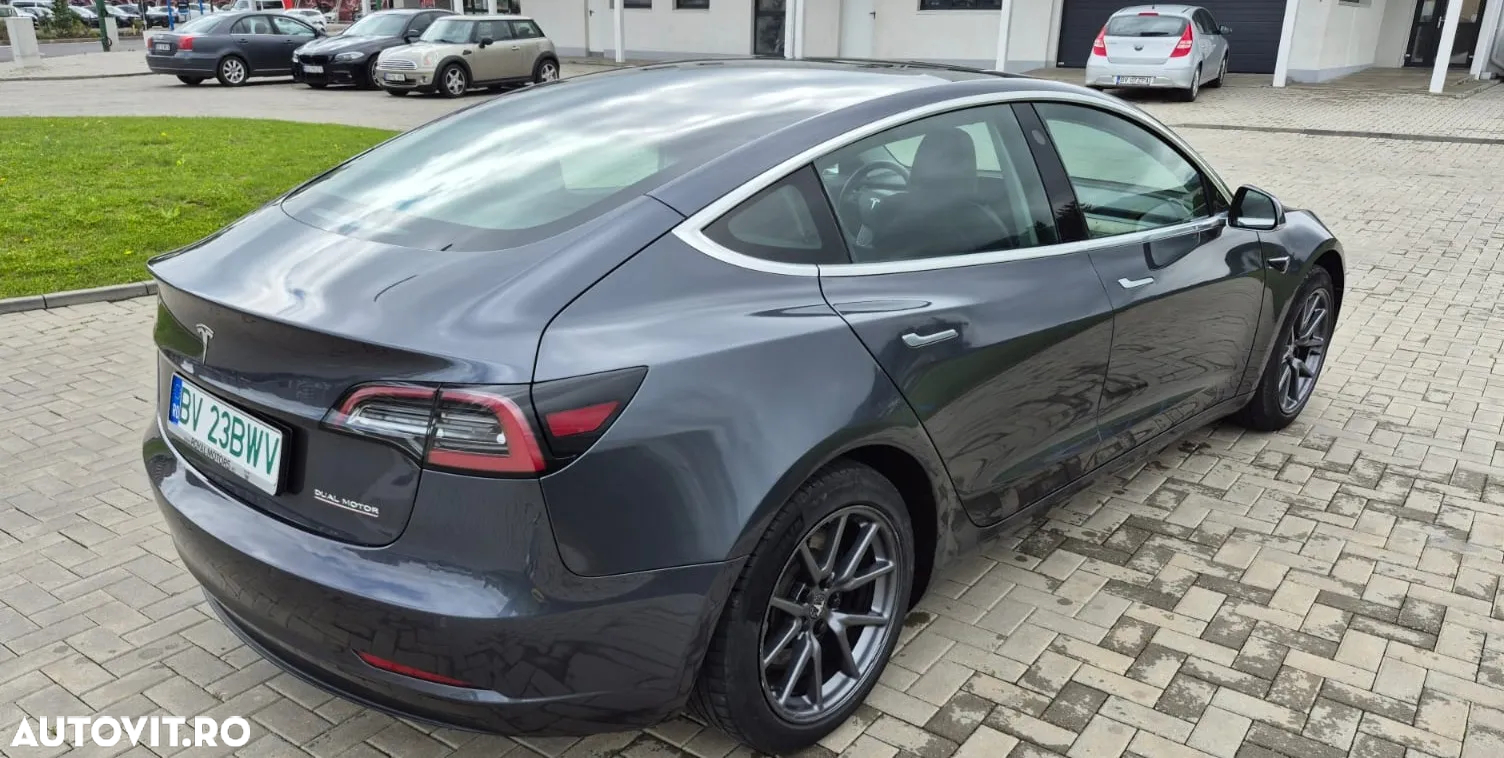 Tesla Model 3 Langstreckenbatterie Allradantrieb Dual Motor - 4