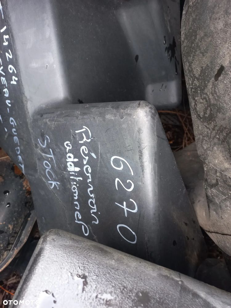 Zbiornik paliwa ACV017768B,TU1 536 05 89,VALTRA,SAME,temis,renault 120 54,massey 6270,ergos,deutz dx,case 5140,bak,3080.laser,diamont,titan, - 10