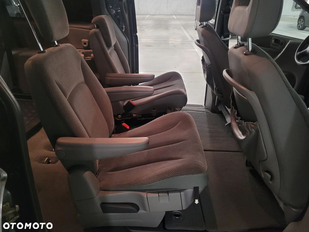 Chrysler Grand Voyager 2.8 CRD SE S&G - 10