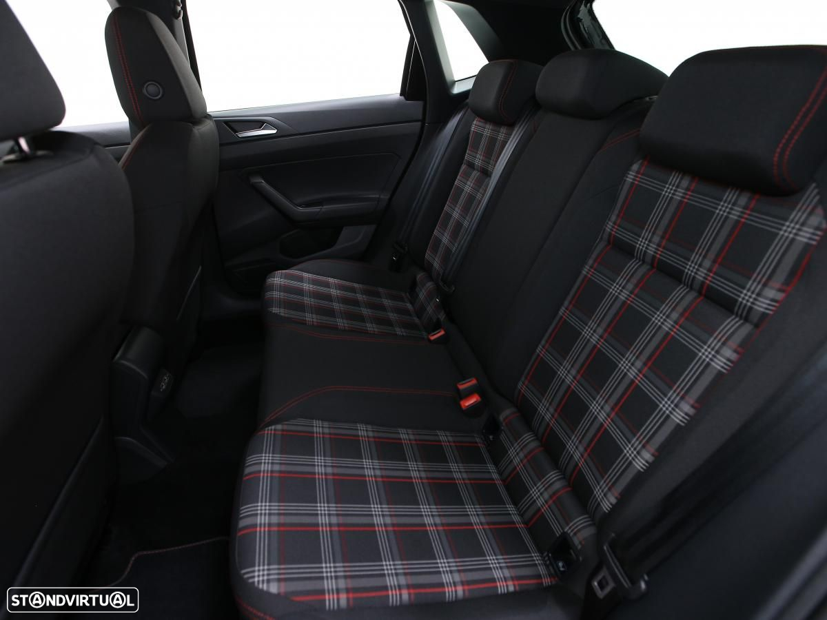 VW Polo 2.0 TSI GTI DSG - 8