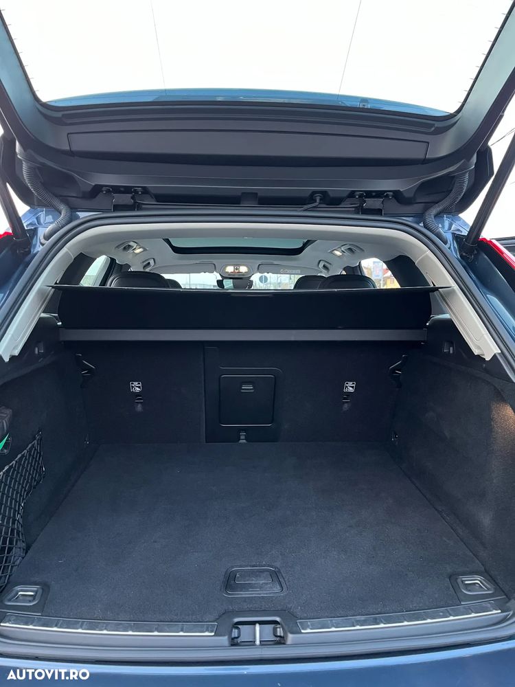 Volvo XC 60 B4 MHEV Inscription - 16