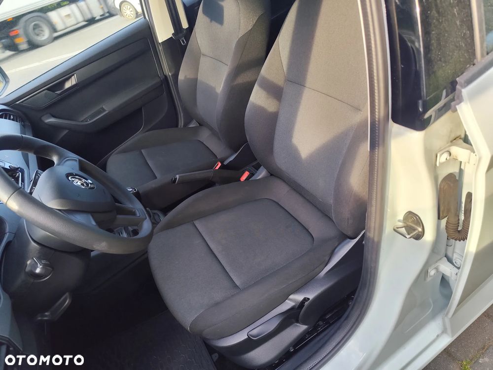 Skoda Fabia 1.0 MPI Active - 17