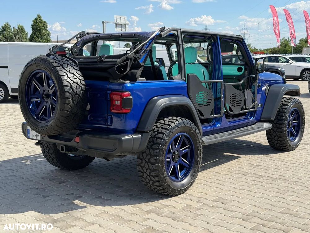 Jeep Wrangler - 13