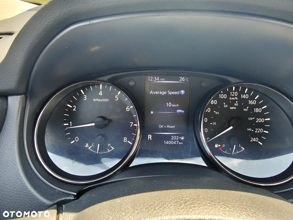 Nissan Qashqai - 24