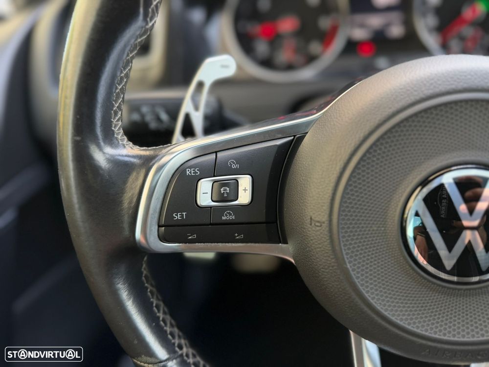 VW Golf 2.0 TDI GTD DSG - 23