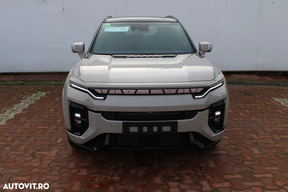 KG Mobility Actyon - 9