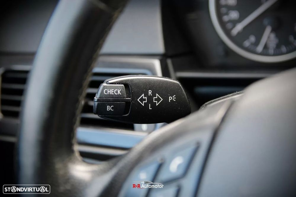 BMW 520 d Executive - 16