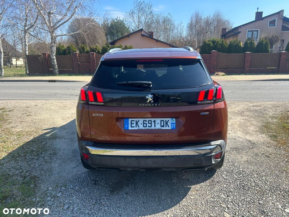 Peugeot 3008 1.2 PureTech Allure S&S - 4