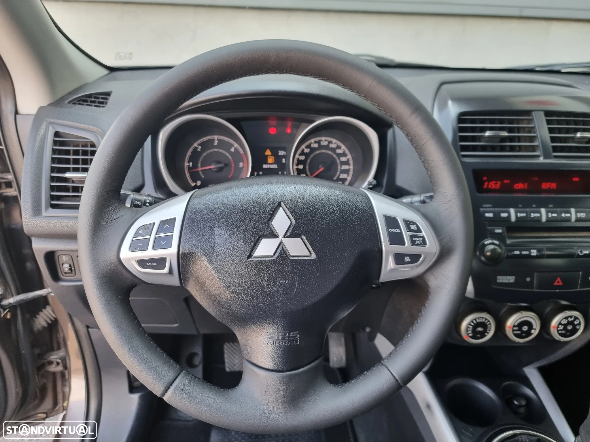 Mitsubishi ASX 1.8 DI-D Instyle - 9
