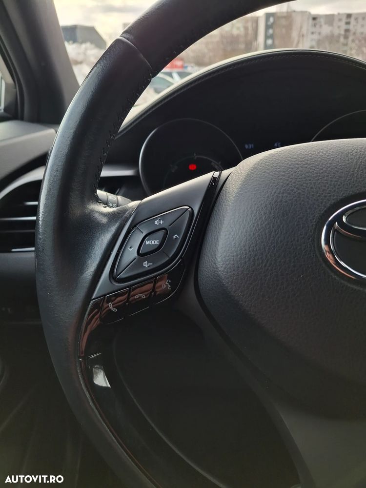 Toyota C-HR - 18
