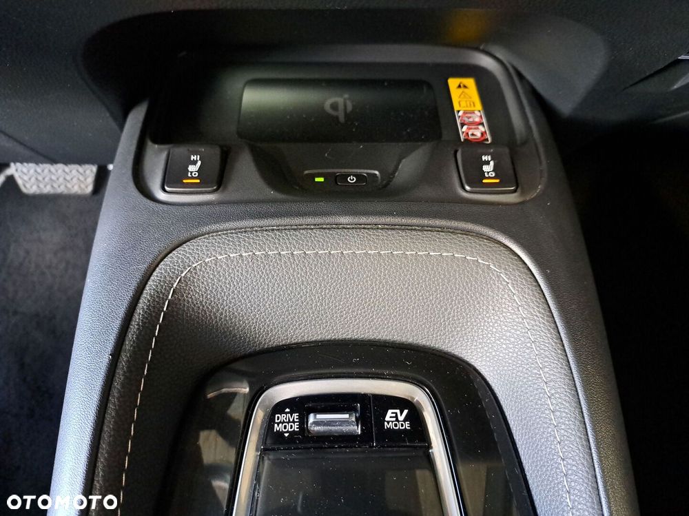 Toyota Corolla 1.8 Hybrid Style - 28