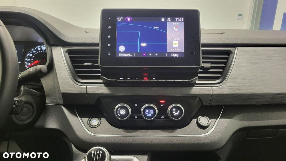 Renault Trafic - 17