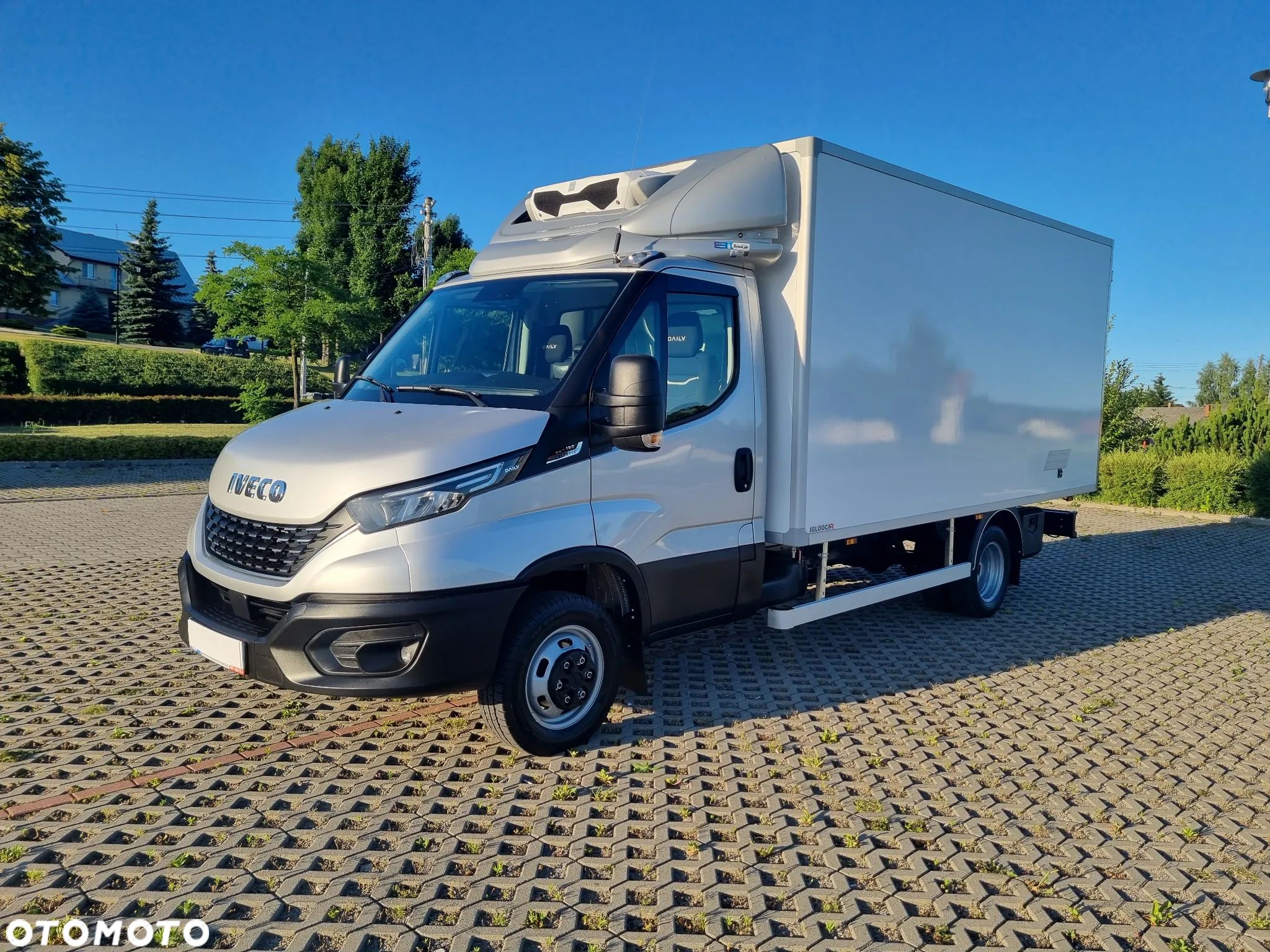 Iveco Daily 50-180 Hi-Matic Chłodnia 8-Palet -20/+20 Zasilanie Stacjonarne 230V Agregat ZANOTTI 350 / UNIKAT / - 1