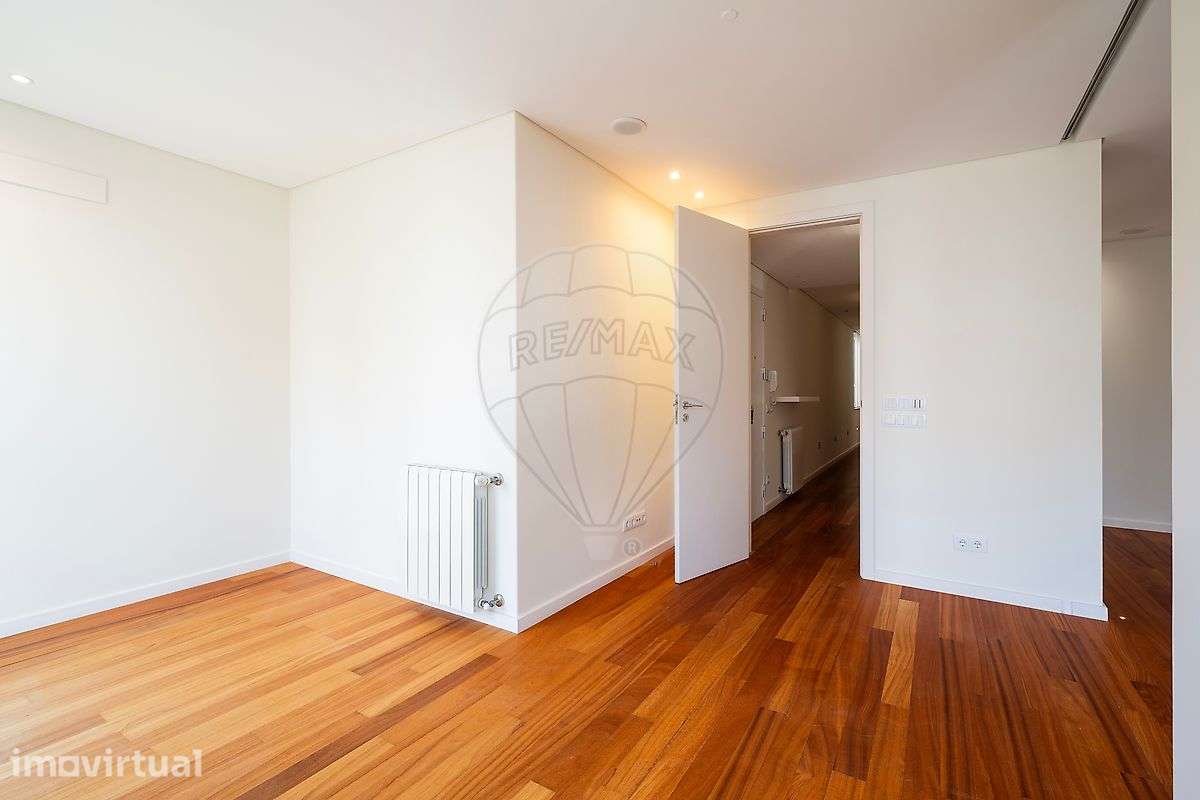 Apartamento T4 para arrendamento - Grande imagem: 3/18