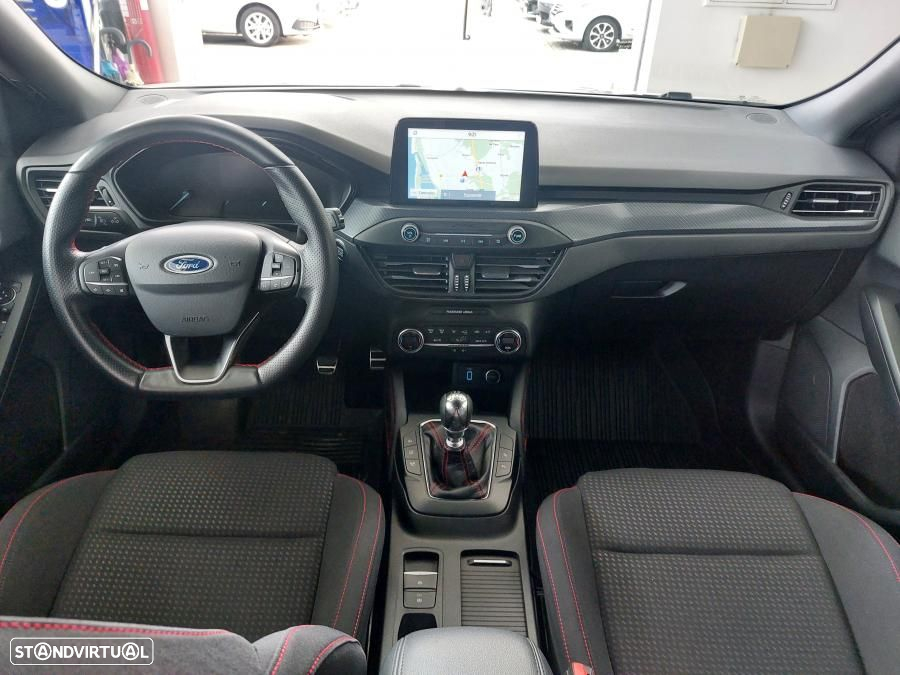 Ford Focus SW 1.0 EcoBoost ST-Line - 49