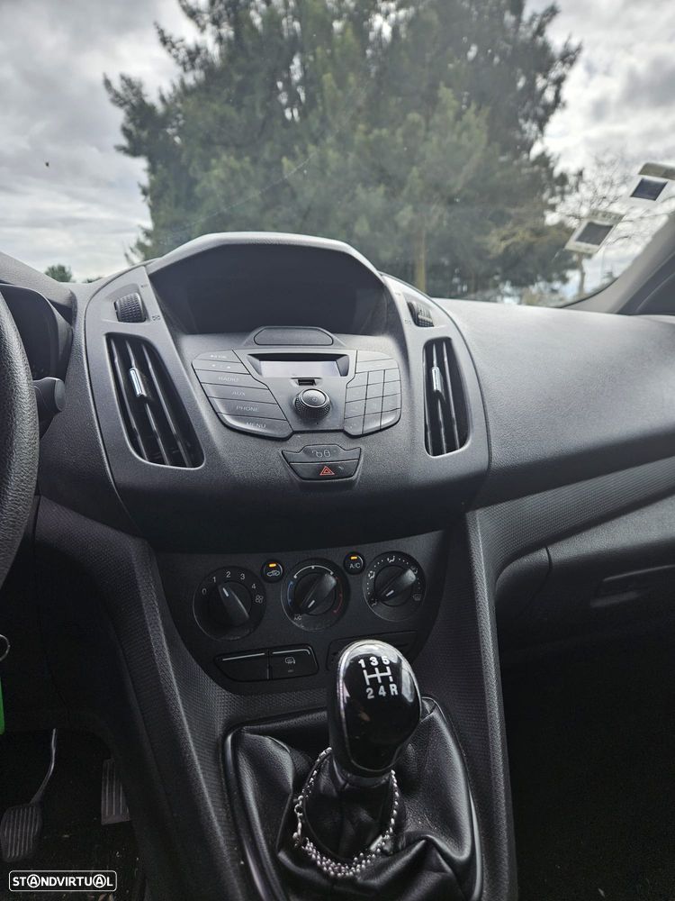Ford Transit Connect - 10