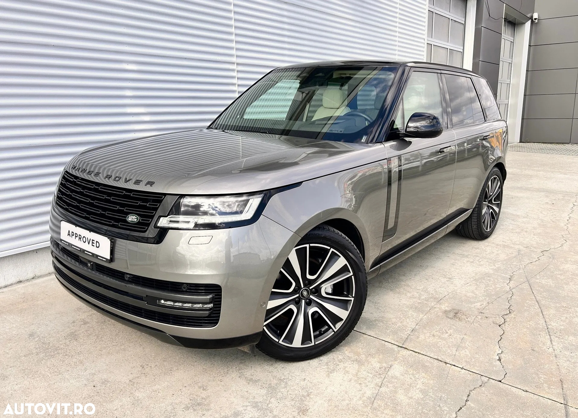 Land Rover Range Rover 3.0 I6 D300 MHEV HSE - 2