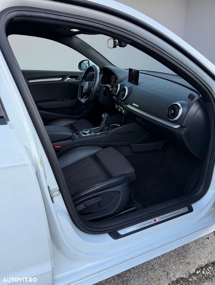 Audi A3 1.4 TFSI Sportback e-tron S line Sportpaket - 13