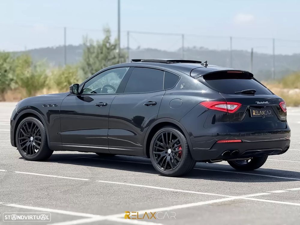 Maserati Levante 3.0 V6 - 24