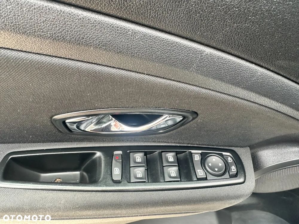 Renault Megane ENERGY dCi 110 Start & Stop LIMITED - 18