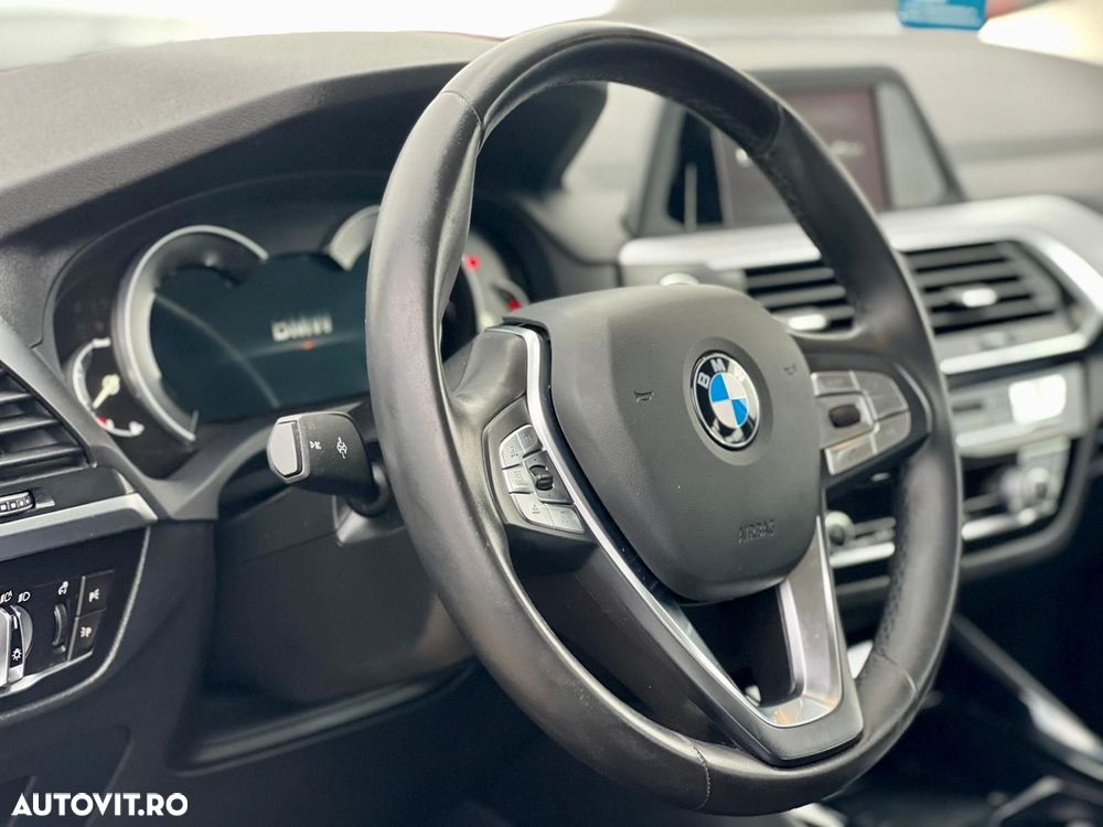 BMW X3 xDrive20d AT Advantage - 8