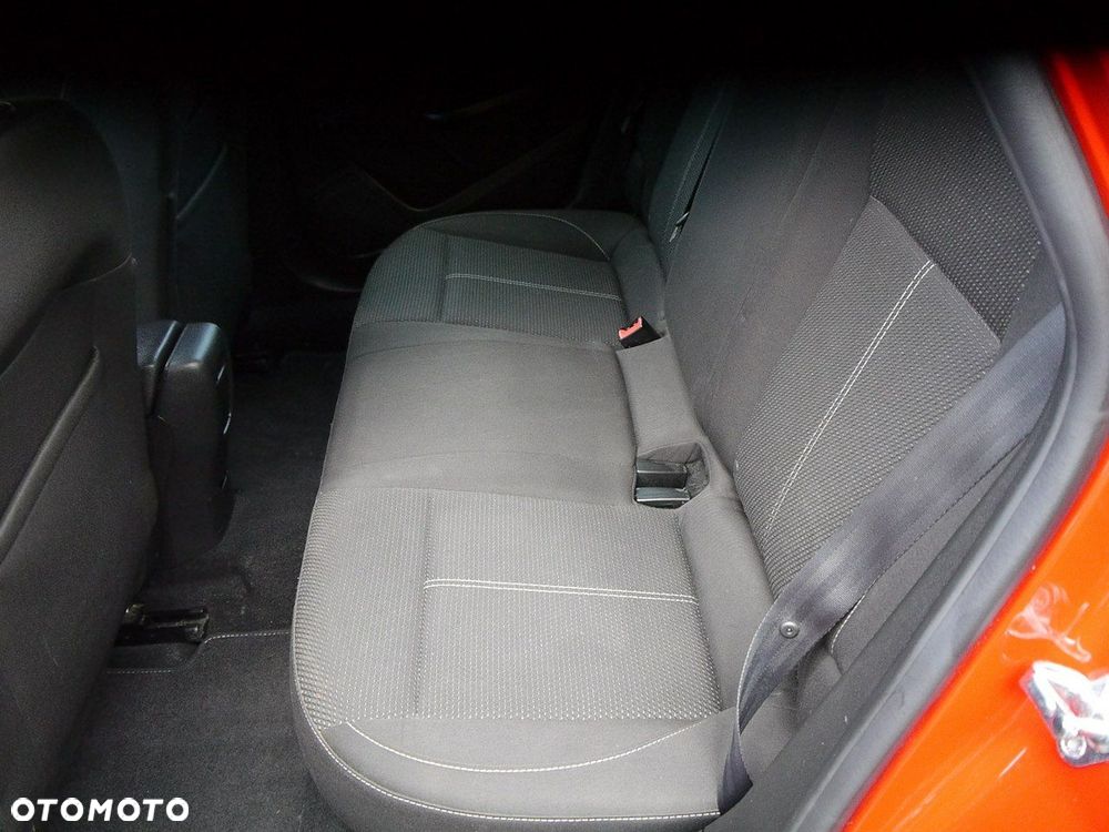 Opel Astra 1.6 CDTI Dynamic S&S - 26