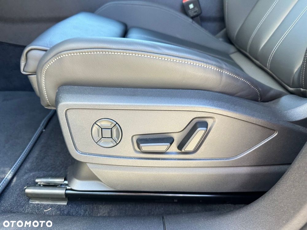 Audi Q5 Sportback - 14