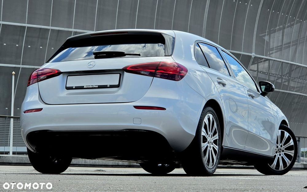 Mercedes-Benz Klasa A 180 d Progressive 8G-DCT - 9