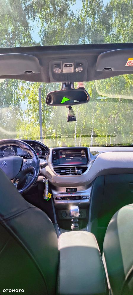 Peugeot 208 1.6 e-HDi Allure STT - 13