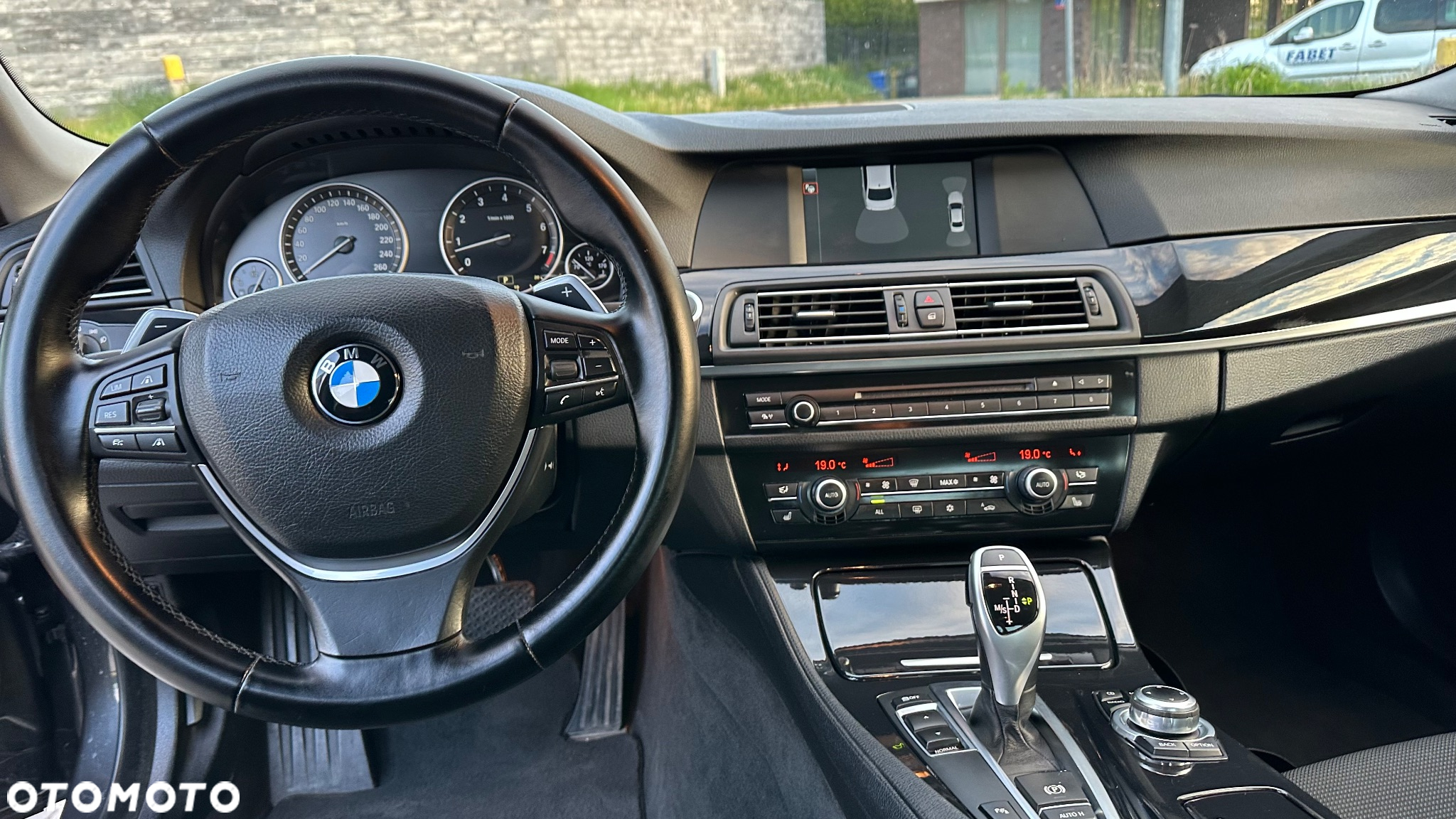 BMW Seria 5 523i Sport-Aut - 5