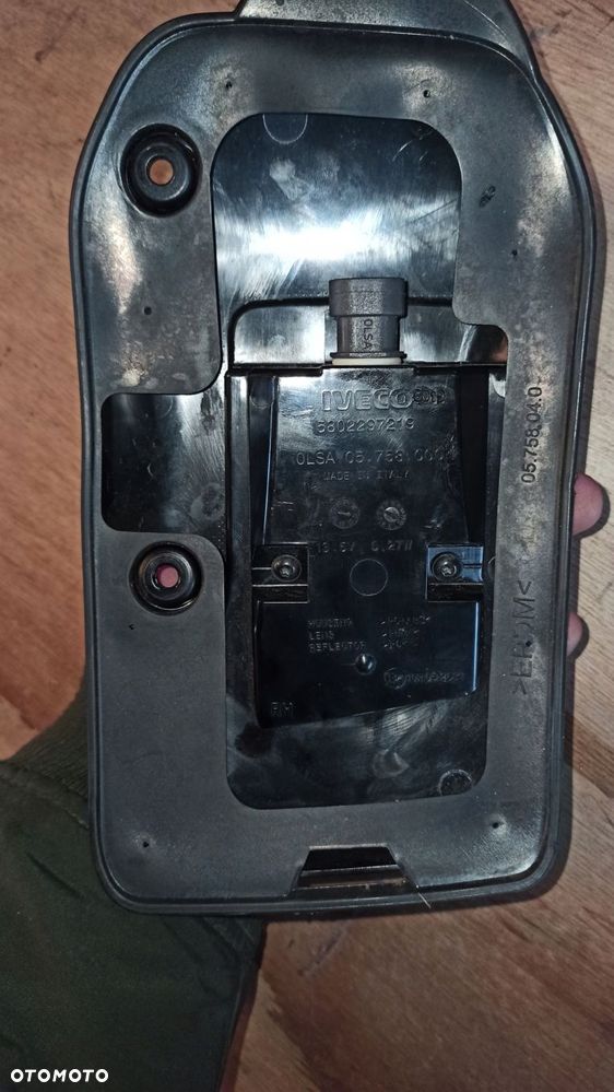 prawa lampka obrysówka kabiny led iveco daily 15+ - 4