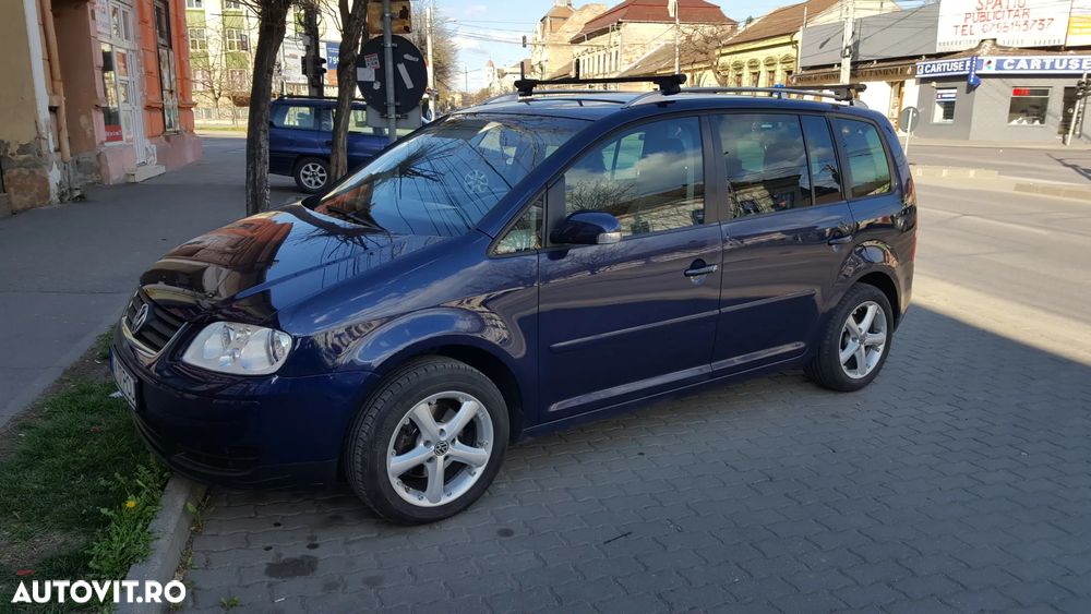 Volkswagen Touran 1.9TDI Basis - 1