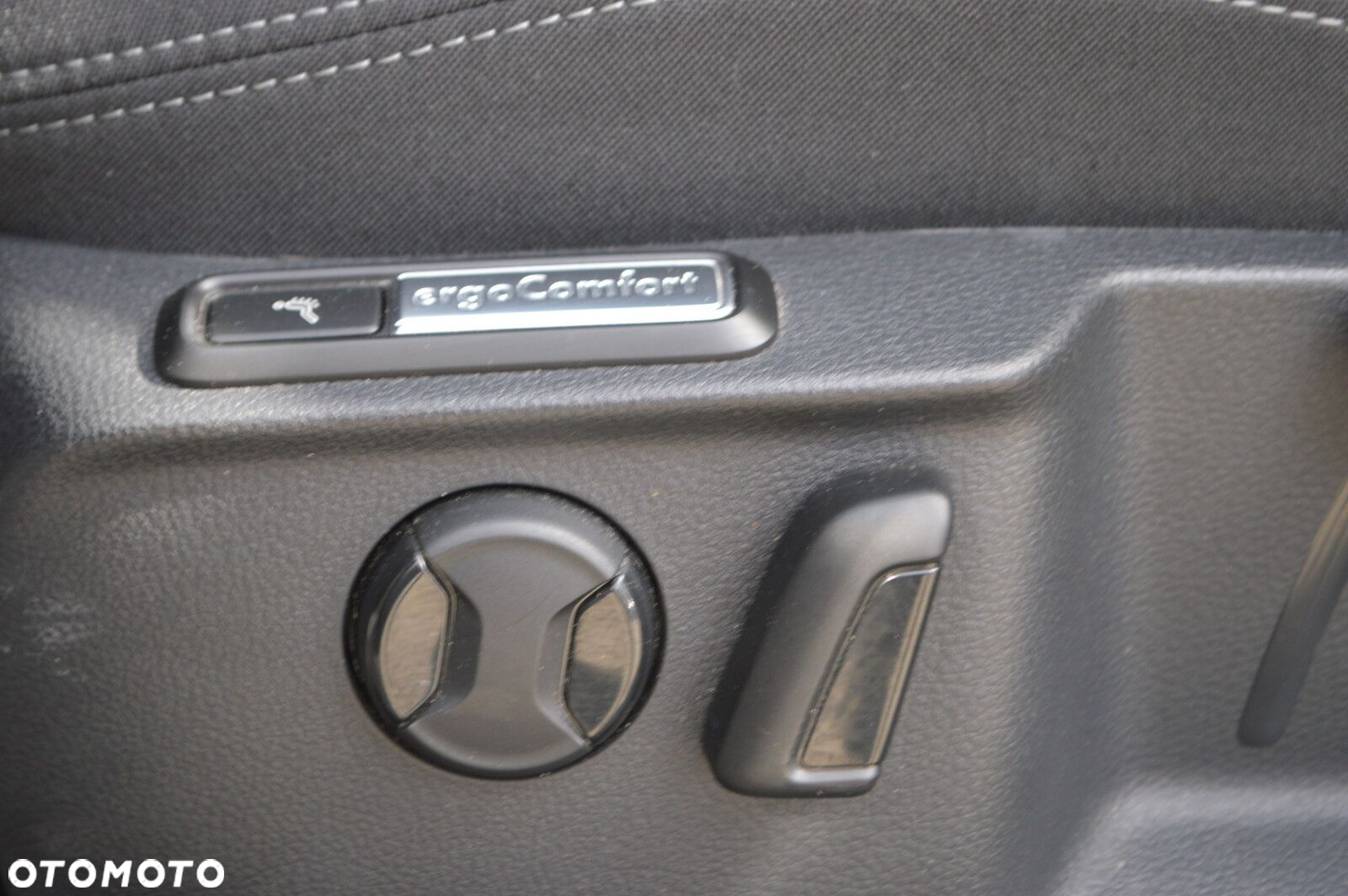Volkswagen Passat 2.0 TSI Business DSG - 8