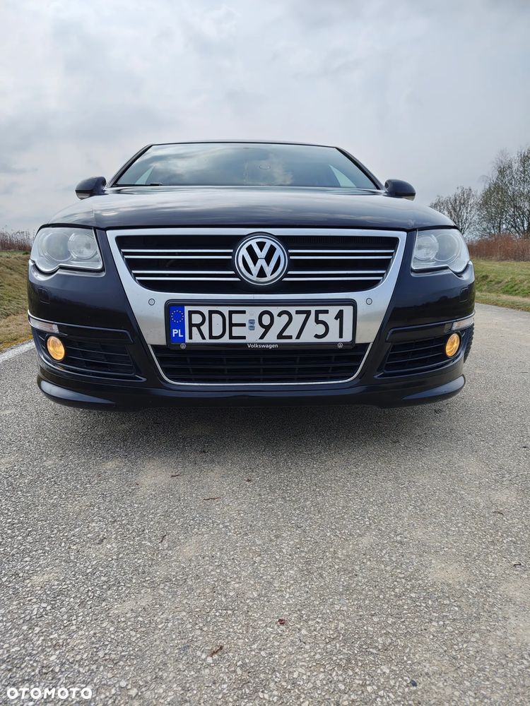 Volkswagen Passat 2.0 TDI Perfectline R-Style - 4