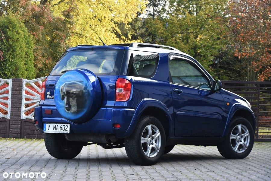 Toyota RAV4 - 9