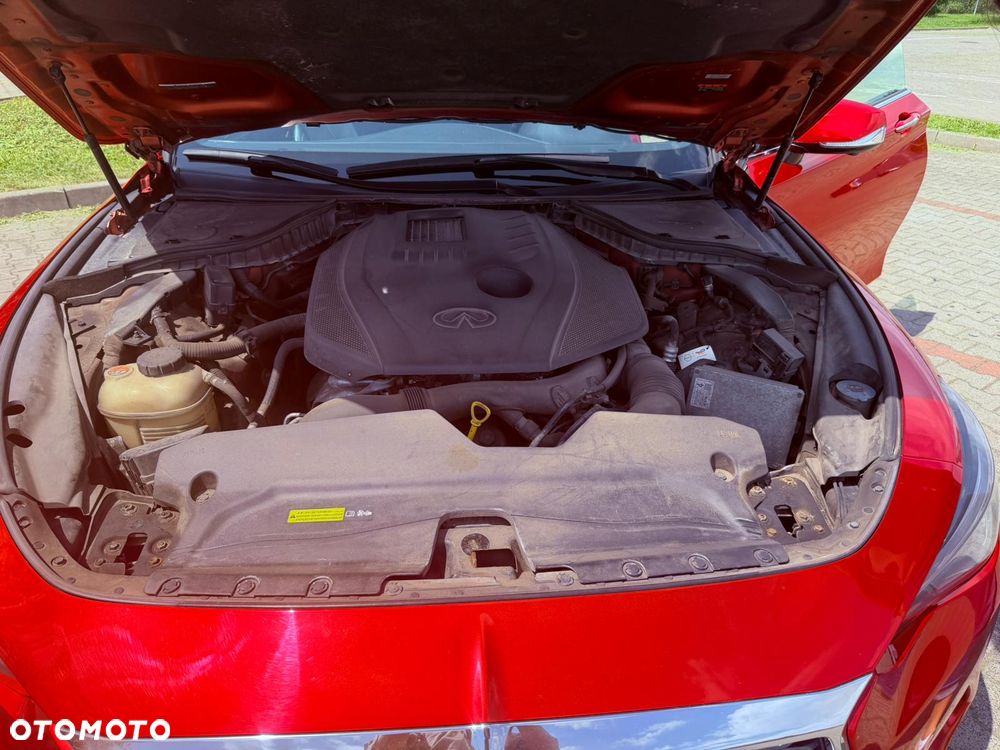 Infiniti Q60 2.0t Sport Tech - 6