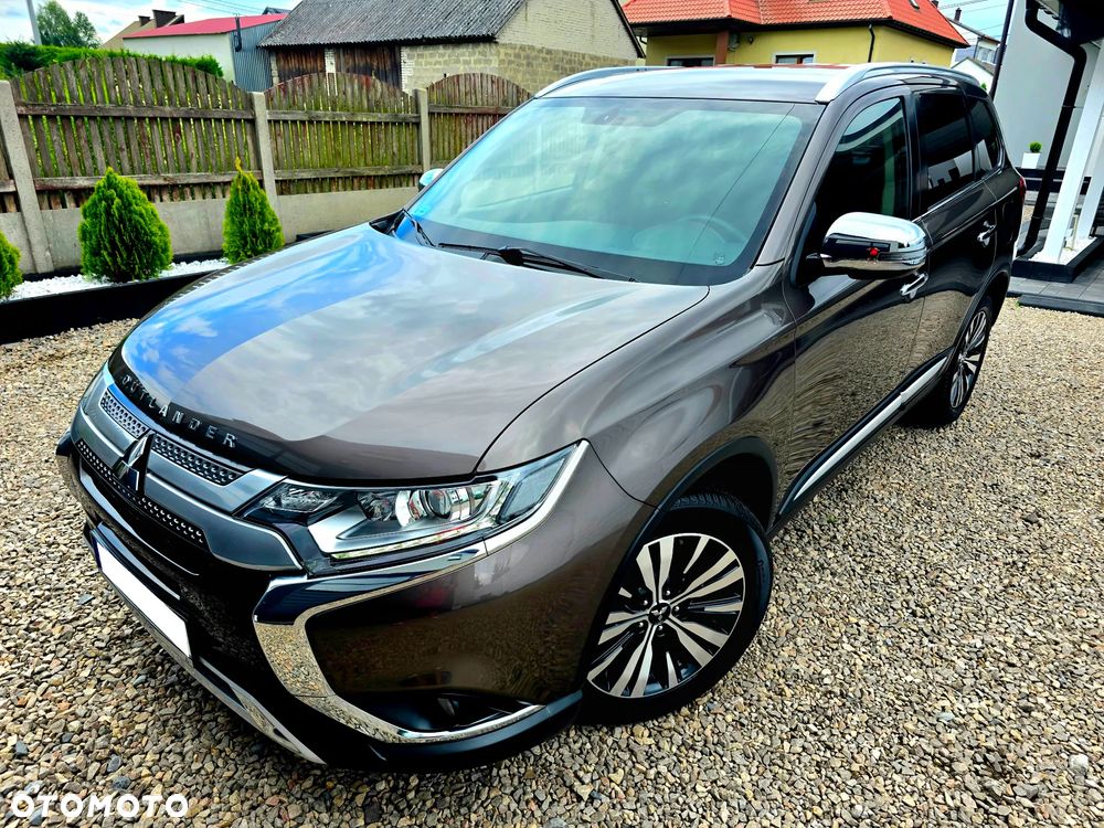 Mitsubishi Outlander 2.0 Instyle + 4WD CVT - 4
