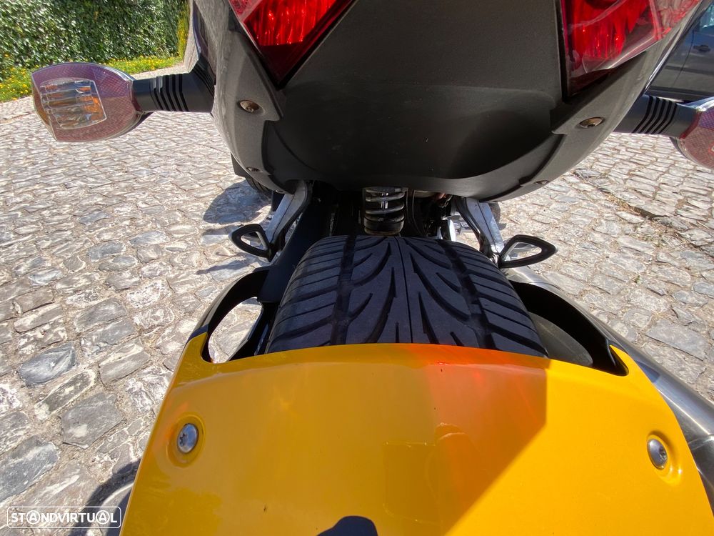 Can-Am Spyder RS Premiere Edition n* 1783 - 18