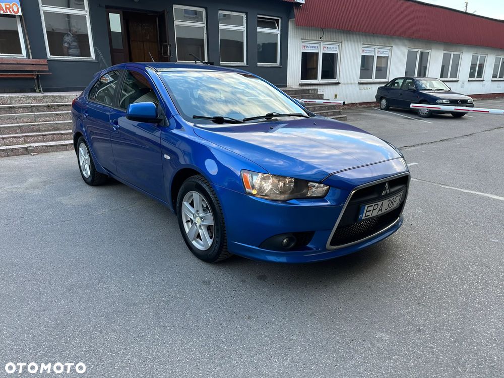 Mitsubishi Lancer 1.8 Invite CVT - 3