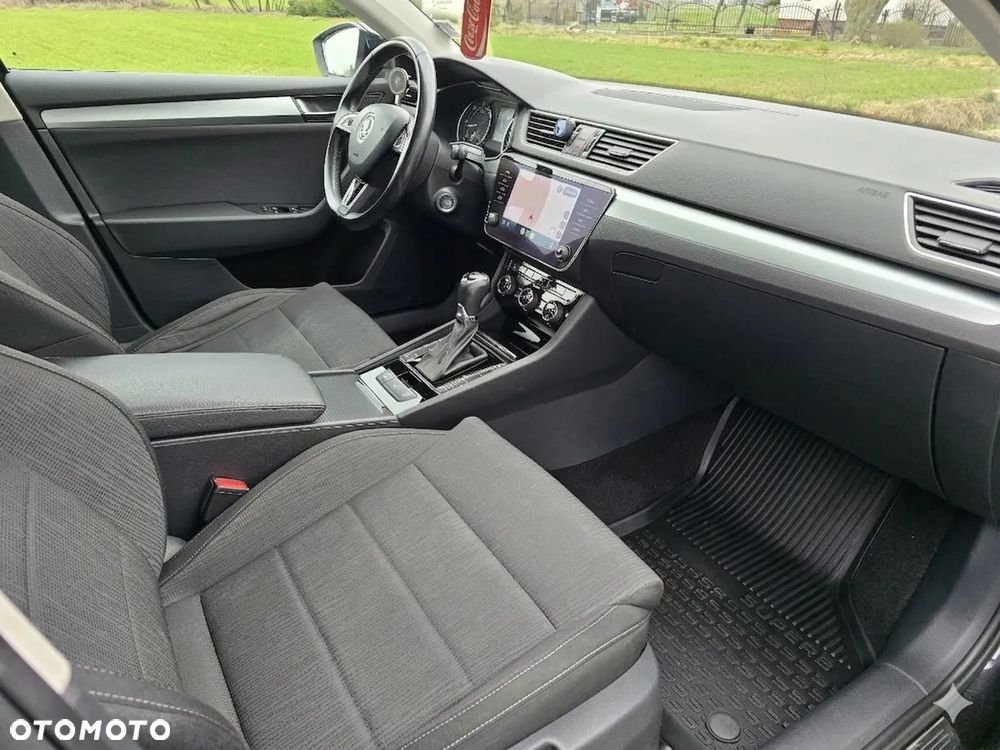 Skoda Superb 2.0 TDI Ambition DSG7 - 9