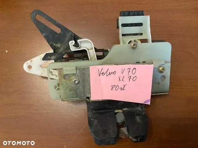 ZAMEK KLAPY BAGAŻNIKA VOLVO V70 XC70 - 1