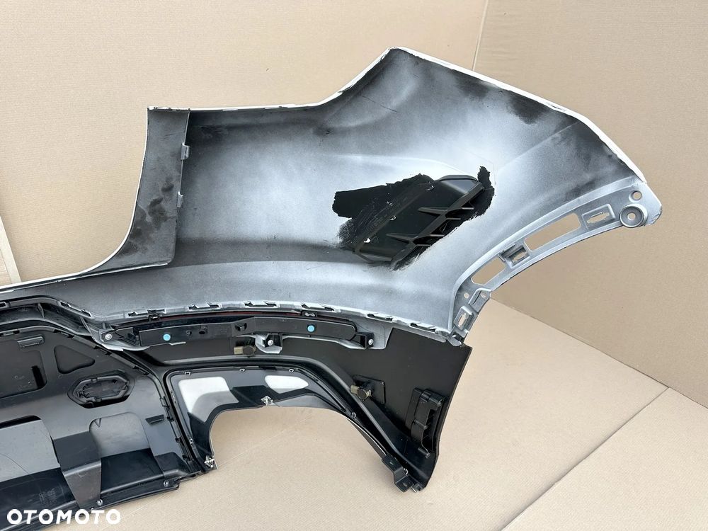 Zderzak Tylny Lamborghini URUS, kompletny - tył - 13