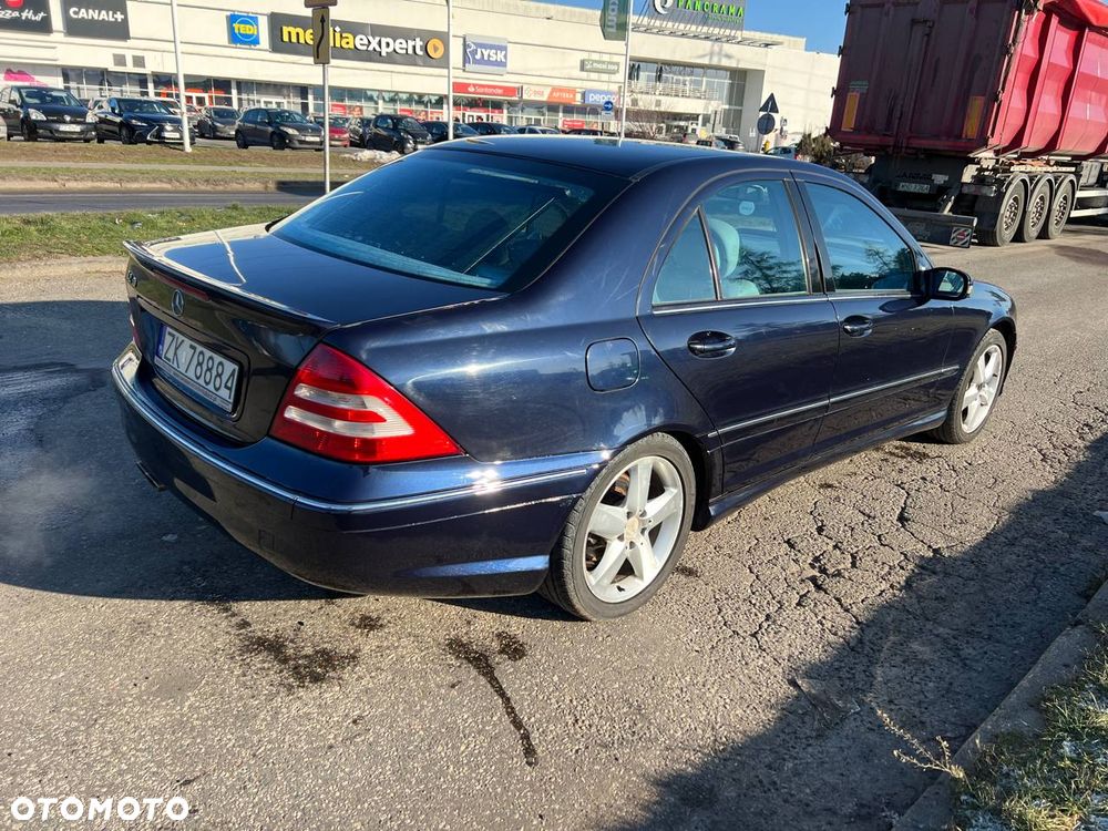 Mercedes-Benz Klasa C - 12