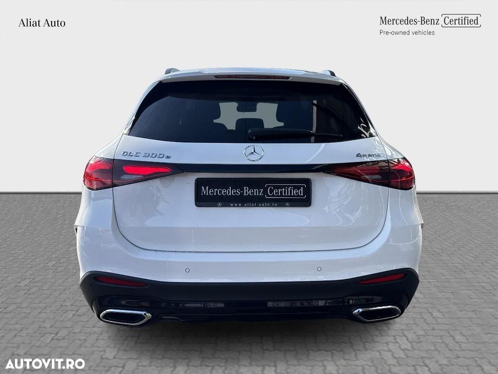 Mercedes-Benz GLC 300 e 4MATIC - 15